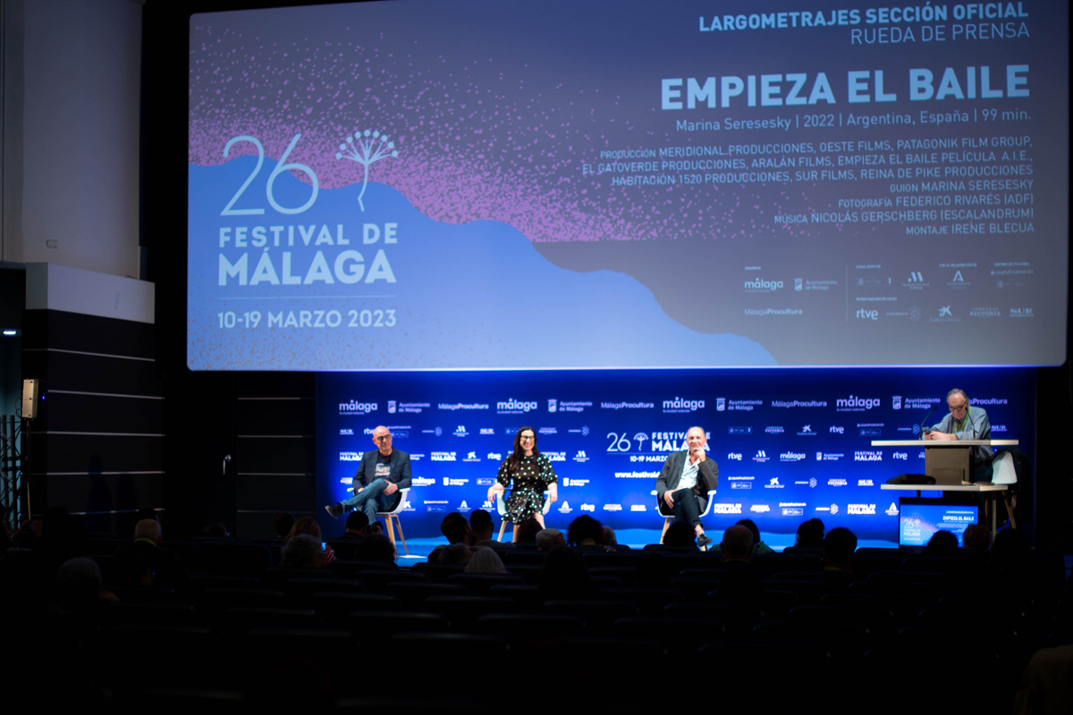 canalsurmalaga's tweet photo. Ecuador del #26FestivalMálaga. La Sección Oficial nos ha dejado los debuts de Carla Subirana en ‘Sica’ y de Carlos Kaiser con ‘Zapatos rojos’. También, ‘Empieza el baile’ de Marina Seresesky. Hilo 👇

🌐 https://t.co/kH28bkekuJ https://t.co/y6WiFPHbOv