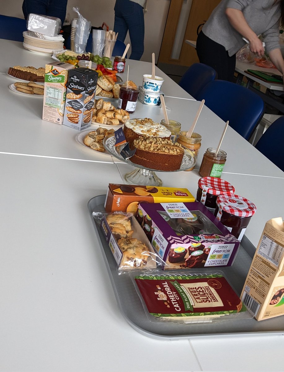This #nutritionandhydrationweek2023 we took part in the global tea party with @UHertsNutrition with the theme of fortifying food to be nutrient dense not just energy dense. #NHW2023 @SimoneR_RD