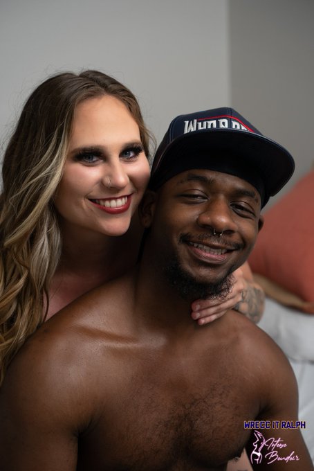 Happy birthday to this sexy and sweet man! I hope you have the best day and you&rsquo;re showered with love<a href="/tag/sundayfunday"class="tags"><span>#sundayfunday</span></a><a href="/tag/pawg"class="tags"><span>#pawg</span></a><a href="/tag/seductivesunday"class="tags"><span>#seductivesunday</span></a><a href="/tag/sundaym"class="tags"><span>#sundaym</span></a>