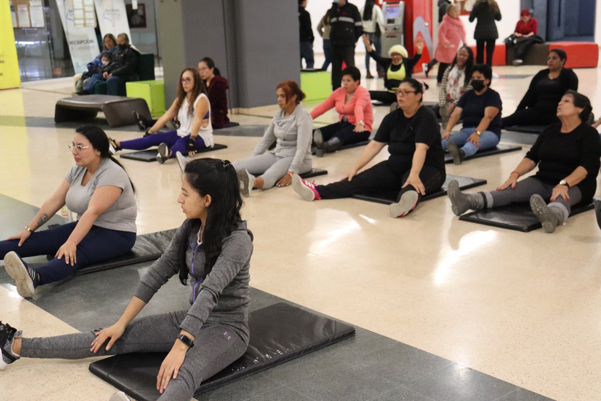 imrdsoacha's tweet photo. El IMRDS y Bodytech llevaron a cabo una divertidísima clase de rumba aeróbica y ahora te invitan a participar todos los martes a las 5:00 p.m. en estos espacios completamente gratis. ¡No te pierdas la oportunidad de ejercitarte y disfrutar al mismo tiempo! #RumbaAeróbica #IMRDS https://t.co/GvfOElrYo8