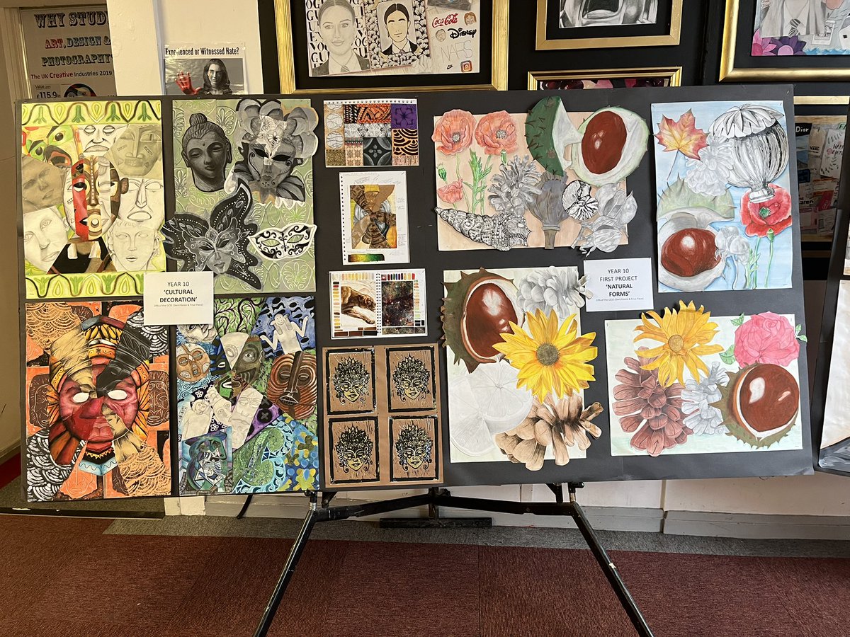 Some amazing art work from my year 10’s on display at last nights year 9 option evening <a href="/KinetonHighSch/">Kineton High School</a>!
Super proud🥲🎨🖌