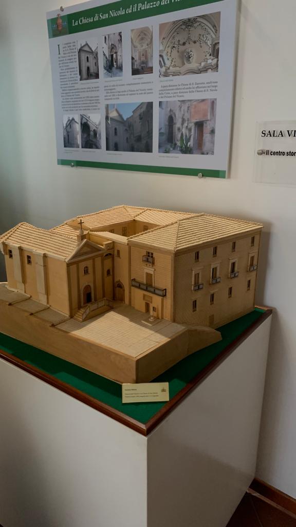 TBrettii's tweet photo. Il Museo ed il territorio: in queste immagini alcune miniature di Cetraro.  #ASOCMEDIE2223 #ASOCMEDIE @ascuoladioc @Monithon https://t.co/4ogMNjX62W
