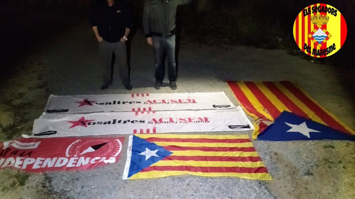 DelSegadors's tweet image. Ha caído el trapo situado a 15 metros en Argentona. La subieron de día y con ayuda municipal.  Nosotros, con nuestra pértiga Tizona y exponiendonos a denuncias arbitrarias. Aprovechando, cayeron los trapos de Masnou, Cabrils y Teia. Tended en vuestra casa!!!