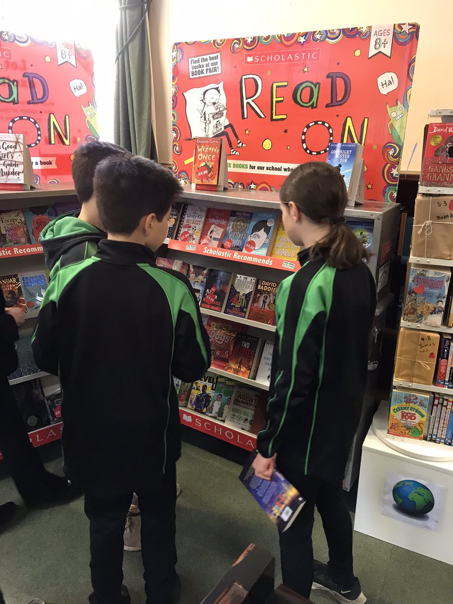 Myddelton_Prep's tweet photo. Upper Prep have enjoyed exploring our @scholasticuk book fair this morning. We are spoilt for choice with so many exciting titles to choose from! #welovereading #readingforpleasure #preparatoryschool #Upperprep @RenLearnUK @MyddeltonColl https://t.co/Y5a8lF5eXM