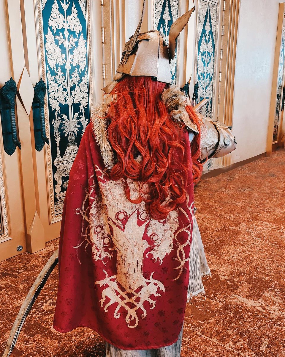 grailvy_'s tweet photo. Precisely selected the most matching fabric/ raw-material ❤️🙌 #ELDEN_RING #EldenRingArt #eldenringcosplay #malenia #maleniacosplay #Haligtree #eldenringDLC https://t.co/EDA820pf2z