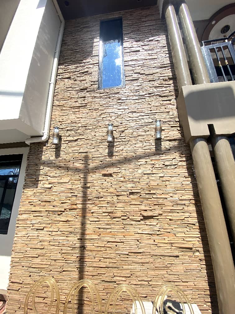 ItClad's tweet photo. Elegance, Uniqueness , beauty and durability these natural stones have it all 👍👍👍 https://t.co/ob3v1QRTUv