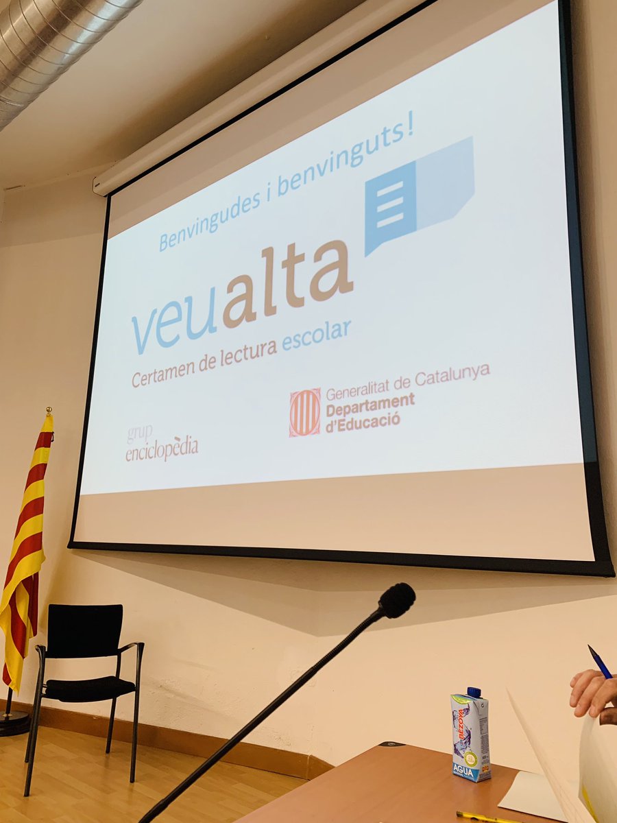 Iniciem el XIX Certamen escolar de lectura en veu alta <a href="/llegirenveualta/">Veualta</a> als Serveis Territorials d'Ensenyament a les Terres de l'Ebre.

La màgia i el miracle de la lectura en veua alta dels nostres xiquets i xiquetes