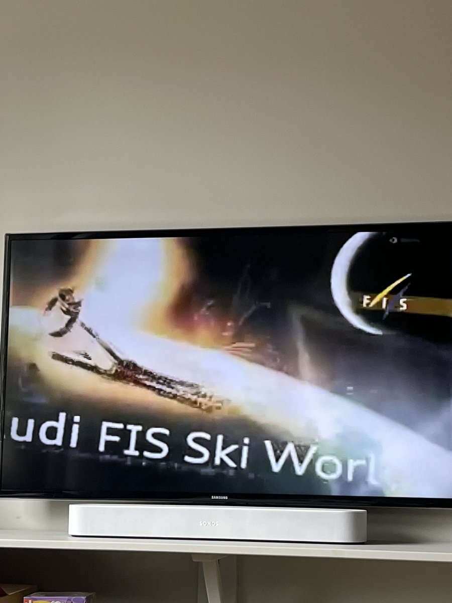 albinjoh's tweet photo. @fisalpine @goggiasofia @AleksanderKilde When is it time to remake the graphics of the broadcast? Outdated graphics destroys the overall feeling of the whole wc tournament. Anyhow, thanks for a great season! https://t.co/q69dg3HUuR