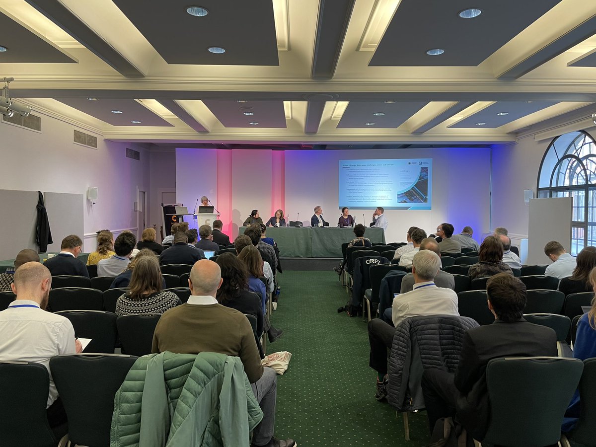 And we’re off….
<a href="/EnergyREV_UK/">EnergyREV</a> Summit day 2

<a href="/SDJMcArthur/">Stephen McArthur</a> <a href="/JoPatterson74/">Jo Patterson</a> @jjeh102