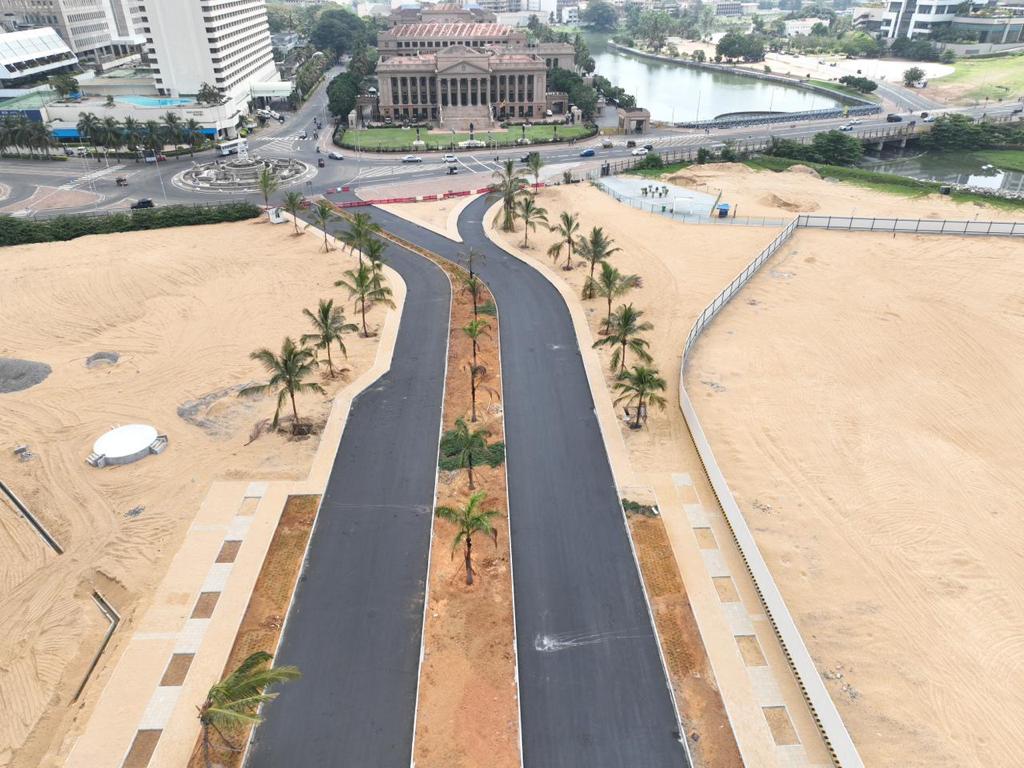 Investin_SL's tweet photo. Amid IMF's scrutiny on Sri Lanka's debt restructuring, @PortCityColombo, the largest FDI-driven project in #SriLanka, is getting ready to welcome and woo more #investors with infrastructure activities ongoing in full swing 

#investment #investinSL #Fdi https://t.co/2TtOgG6d8I