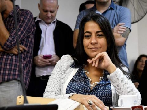 justin_chaile's tweet photo. 🎤 @CarolinaMoises Dip. Nac.

Explica porque no se terminó dando la unidad cuando ese era el objetivo previo al cierre de las alianzas.

https://t.co/3qdQaMguuz https://t.co/AB6nKIgaOJ
