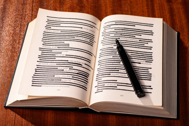 The furore from @PuffinBooks' decision to 'doctor' the books of #RoaldDahl knows no bounds, with Salman Rushdie, Ricky Gervais and even Rishi Sunak all weighing into the #censorship debate. In this #blog post, we examine this and similar controversies.
https://t.co/0qdeR5fIsE https://t.co/qYJ59HXaA0