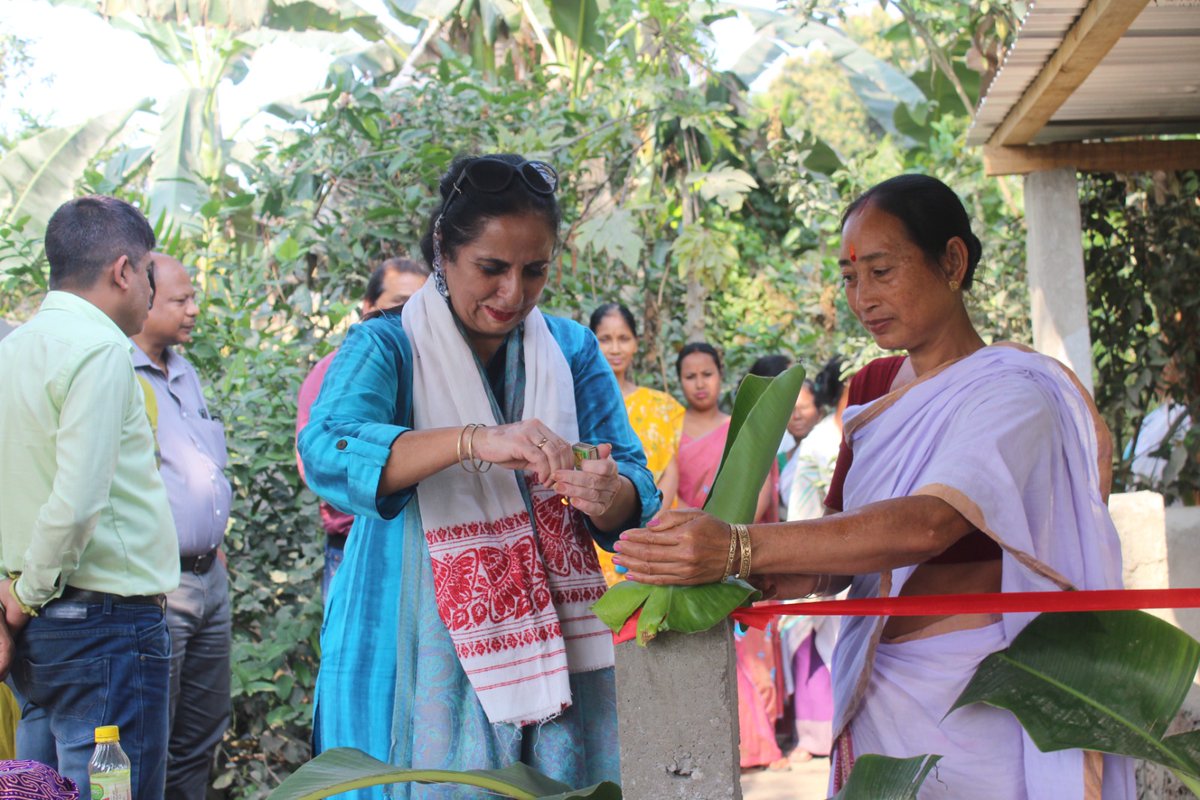 rgvnho's tweet photo. Under NABARD PROJECT two demonstration of piggery was inaugurated in BANGTHAIGAON, MAYONG BLOCK and NANGALKUCHI at BHURBANDHA BLOCK which is implemented by RGVN and supported by NABARD.
#Project #NABARD #Piggery #demonstration https://t.co/J3ZTJkXj9k