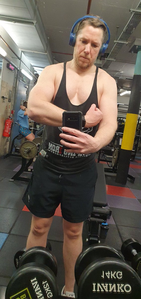 GavinWi79234383's tweet photo. Working on that #Arnie sized #pec shelf 💪💪 #chest and #shoulders day completed #LetsGROW ! #bodybuilding #muscles #gethuge #pumped #hevage #sizematters #ProjectGetHuge2023 #fitness #projectmutate #TeamVikingMuscle #gymbox #gymboxbank https://t.co/GEVBNY1g7n