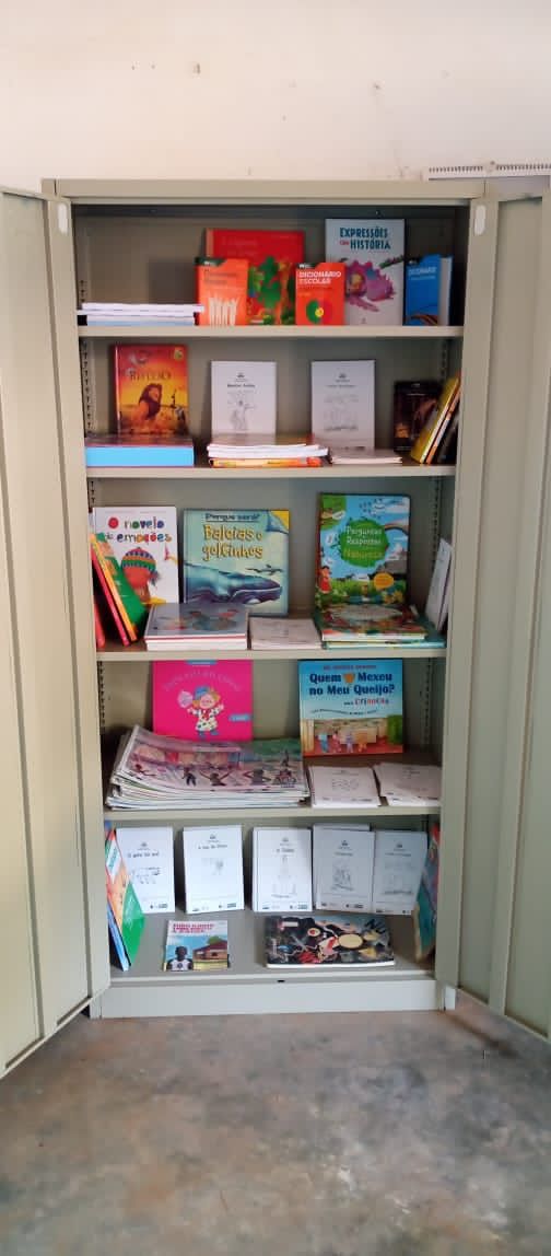 PlanGnb's tweet photo. MEREECE project funded by USDA & implemented by CRS ,Government of Guinea Bissau, Plan International Gnb and Caritas Gnb has successfully trained 140 professors in 5 regions from 11th Feb to the 12th March 2023.50 schools have also been equipped with libraries
#Plangnb
#mereece https://t.co/9NeDmC5ZJA