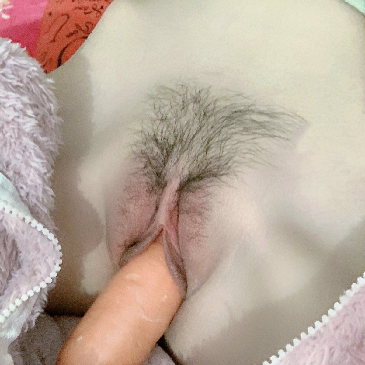 Already785's tweet photo. 11.小姐姐挺不错，爱吃胡萝卜 https://t.co/hDjYcjIZ5v
