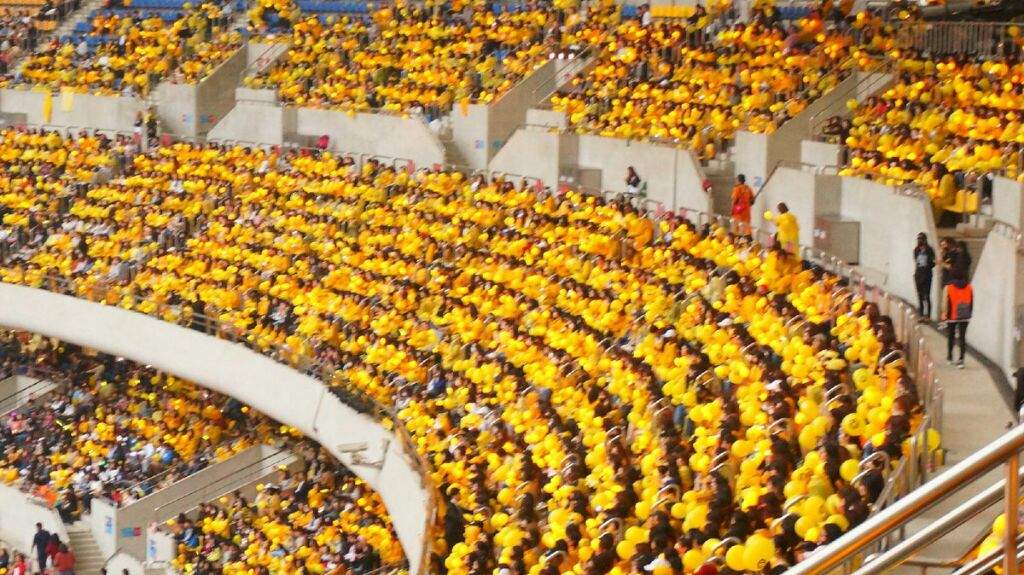 Yellow5364's tweet photo. #sechskies #yellowkies https://t.co/6FNfoXn9po