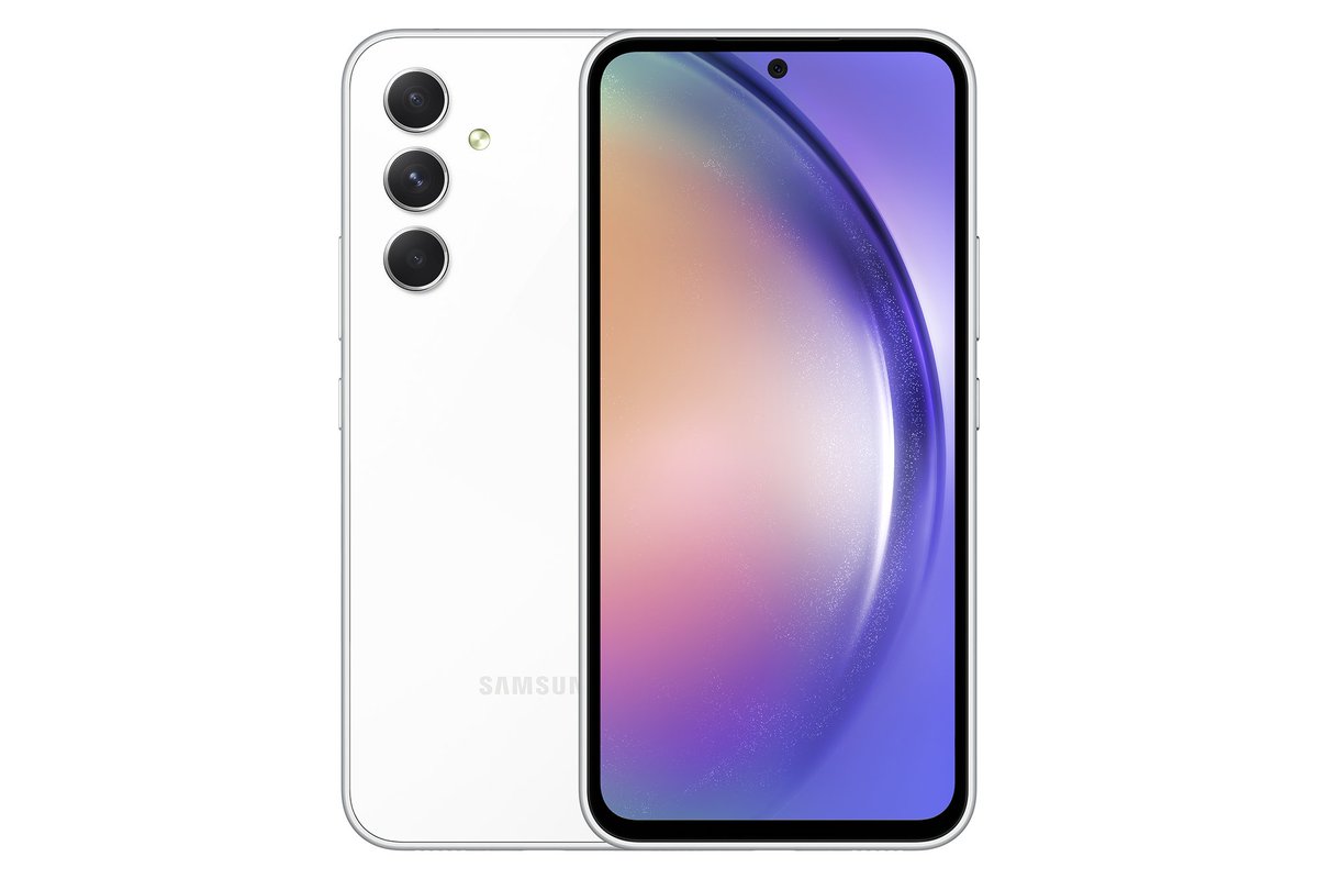 izziboye's tweet photo. Samsung Galaxy A54
Exynos 1380 (5nm)
6.4", FHD+, Super AMOLED, 120Hz
50MP OIS, 12MP Ultra-wide, 5MP Macro
32MP Selfie
5000mAh, 25w Fast Charging 
Hybrid MicroSD slot
IP67 rating
Android 13, One UI 5.1
8GB RAM 128/256GB ROM https://t.co/4d0BzERguB