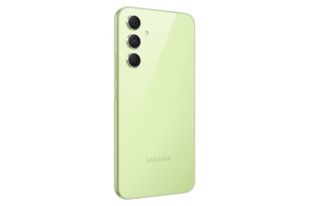 izziboye's tweet photo. Samsung Galaxy A54
Exynos 1380 (5nm)
6.4", FHD+, Super AMOLED, 120Hz
50MP OIS, 12MP Ultra-wide, 5MP Macro
32MP Selfie
5000mAh, 25w Fast Charging 
Hybrid MicroSD slot
IP67 rating
Android 13, One UI 5.1
8GB RAM 128/256GB ROM https://t.co/4d0BzERguB
