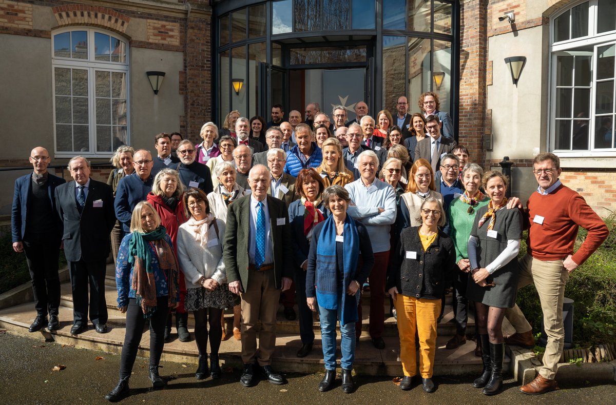 OrdredeMalteFR's tweet photo. Comment optimiser nos activités médicales ? 
📌Hier, une soixantaine de #bénévoles de l'Ordre de Malte France ont répondu présent et se sont retrouvés pour se former et célébrer ensemble les 25 années d'activités médicales de l'Ordre de Malte France. https://t.co/g1Wza4LChA