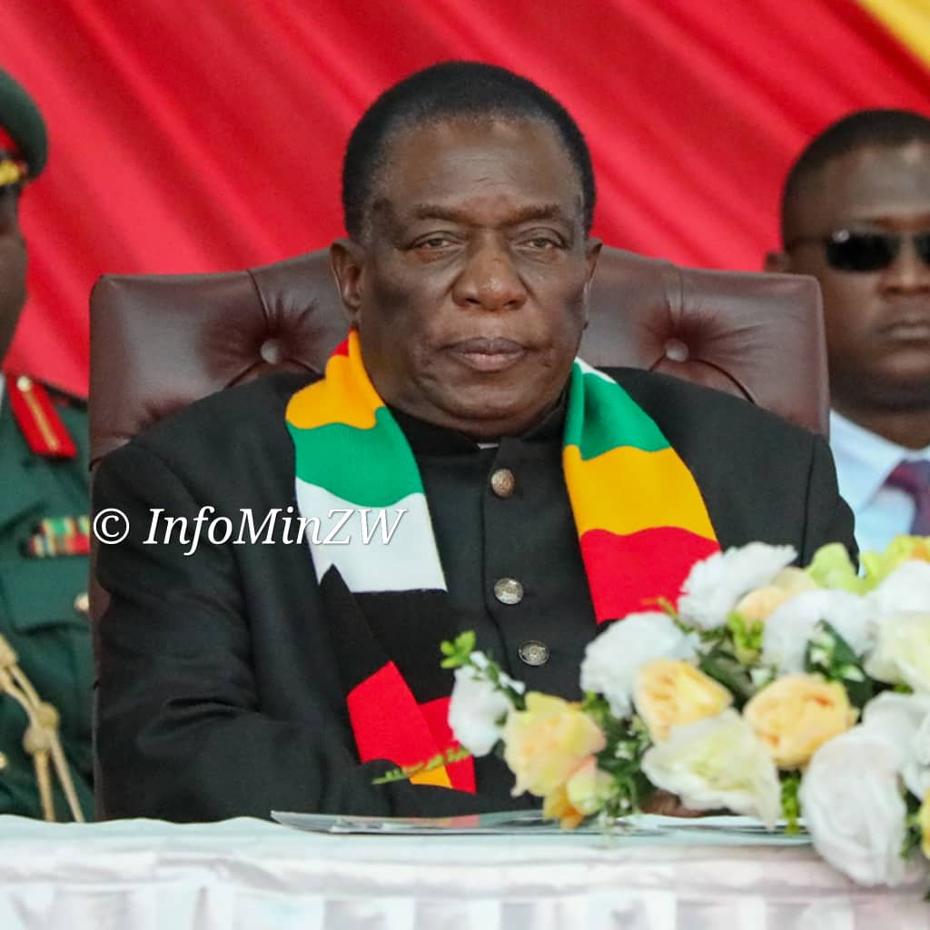 InfoMinZW's tweet photo. His Excellency President @edmnangagwa has arrived at the ZITF to officiate at the National Chiefs Conference 2023. For the first time, more than 500 headmen are attending the conference, joining the chiefs who have traditionally attended the annual meeting #ChiefsConference https://t.co/LxaulxVFIs