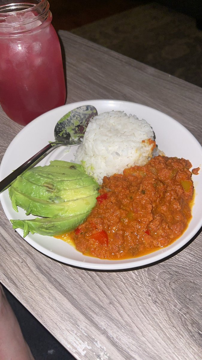 genavarrooo's tweet photo. The fact that I’m not even Puerto Rican and crave this 😍 https://t.co/3HCU1ugWQD