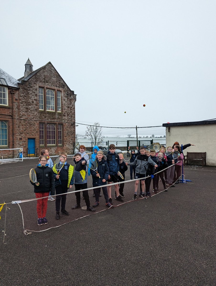 Typical Tennis weather at Closeburn Primary in Scotland, we don't let the snow or lack of a Tennis net stop us inspiring the next @andy_murray #qualityPE