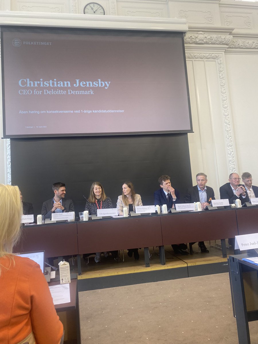 Astrid Gufler tweet media