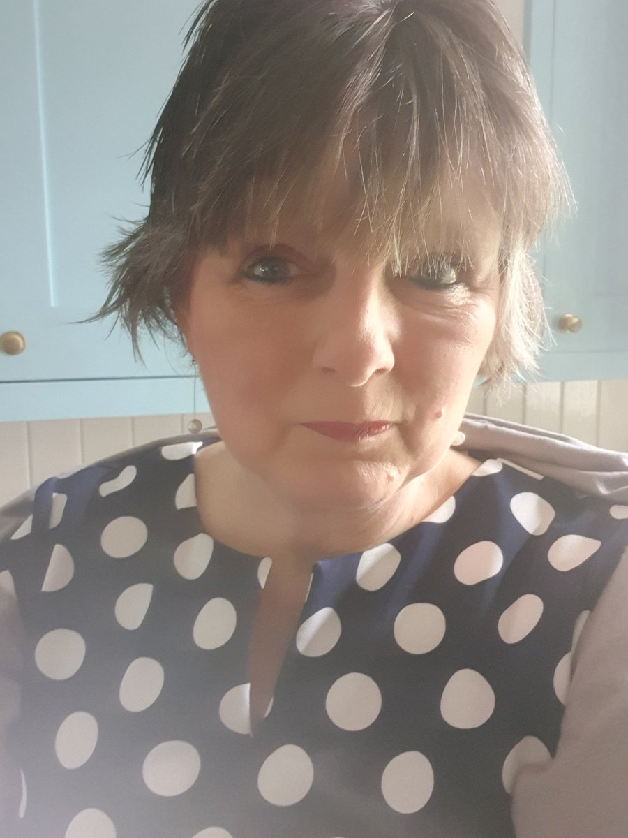 Looking forward to attending the <a href="/CRUK_Crowboro/">CRUK Crowborough Acorns</a> lunch today at <a href="/crowsrugby/">Crowborough RFC</a> as a guest of my client @CooperBurnettTW (which is a sponsor along with Tester &amp; Jones Funeral Services). Raising money for <a href="/CR_UK/">Cancer Research UK</a>