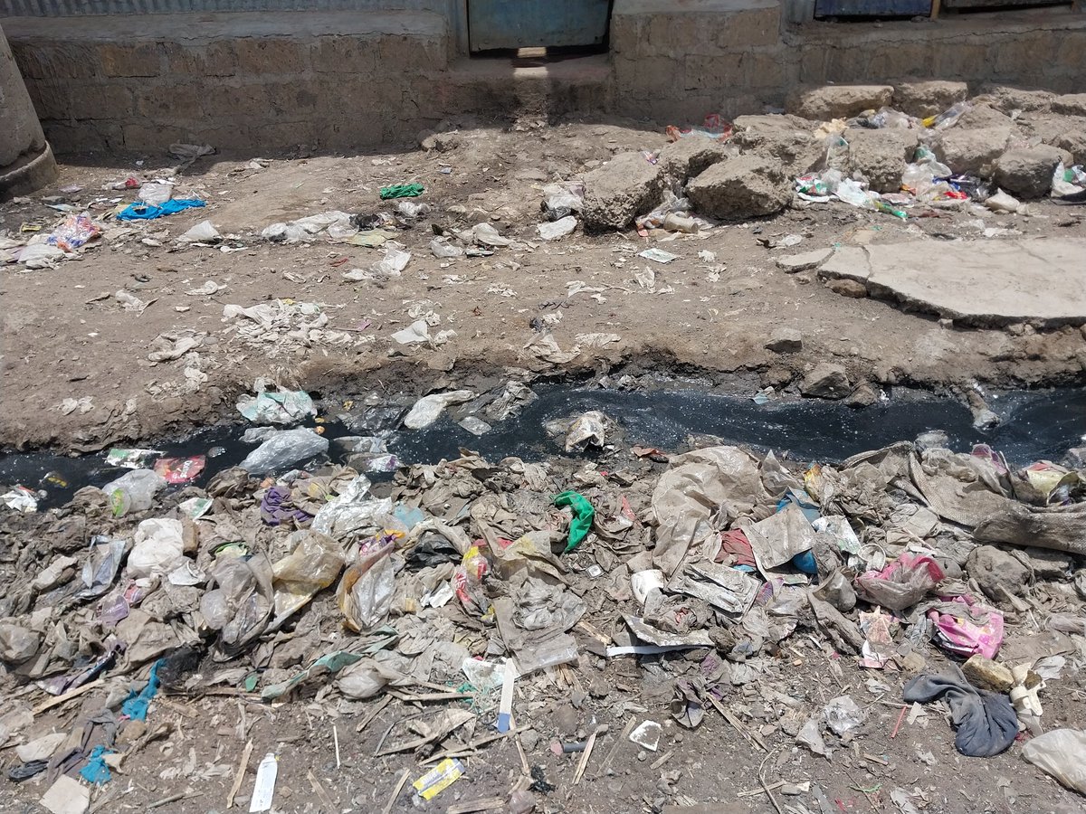 GathituImani's tweet photo. Mukuru drainage ni rumours. @SakajaJohnson what have you done about it?!
#MukuruSPA #Mukurupeoplesmanifesto https://t.co/OnaRpxncnl