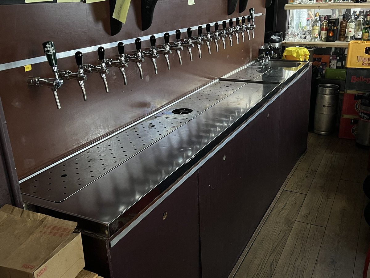 Lachende_Monnik's tweet photo. Weet jij al wat je kiest? 17 bieren van tap!
#speciaalbier #dordrechtcentrum #voorstraatwest #biercafe #dordrecht #dordrechtcity #dordrechtpromotion #voorstraatdordrecht #bier #dordrechtopdekaart #voorstraat #biercafé #speciaalbiercafe #speciaalbieren https://t.co/gDHyIT0QIE