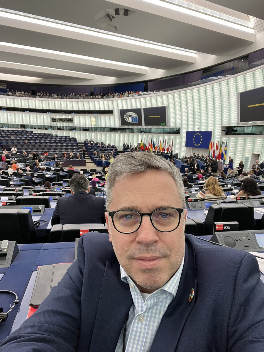 Ich tragen meinen Teil im Kampf für die Patienten:innen von #LongCovid, dem #PostVacSyndrome und #MECFS im Europäischen Parlament bei.
Wir müssen schnell Erfolge erzielen, daran erinnert uns der 
 #LongCovidAwarenessDay