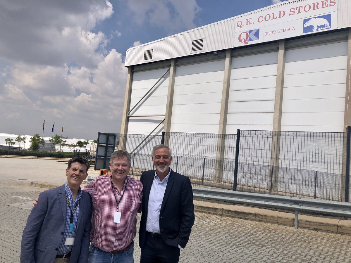 Roberto_EUBXL's tweet photo. #FoodSecurity happens also through #ColdStorage. Impressive the contribution of @QueallyGroup in 🇿🇦! #TeamEurope 🇮🇪🤝🇪🇺🤝🇿🇦secures delivery of quality food to South Africans! @EUAgri @EUinSA @BISAJoburg @IrlAmbRSA @SandraKramerEU https://t.co/t9ARX8s0GE