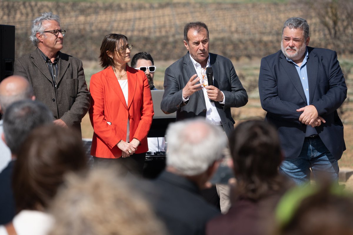 ATRoca_wines's tweet photo. Seguimos emocionados por la inauguración de nuestra bodega de Sant Sebastià dels Gorgs, muchas gracias por acompañarnos 🥂
#atroca #atrocawines #penedesturisme #classicpenedes #dopenedes #visitaavinyonet https://t.co/RhFV0V1Tqr
