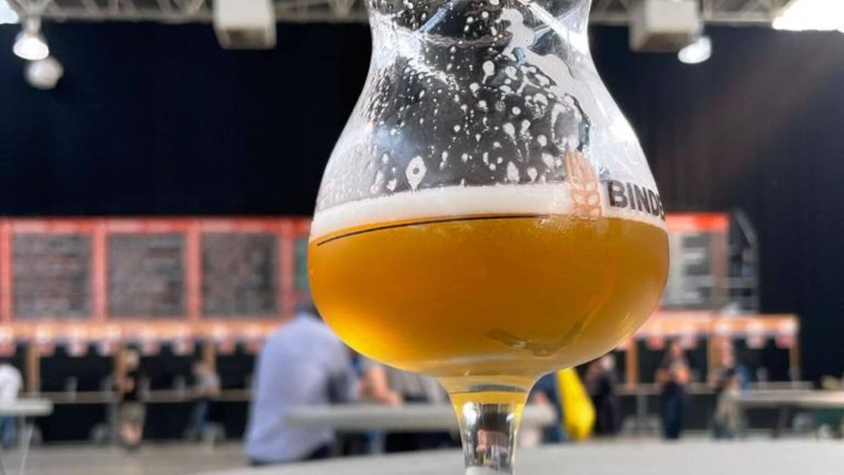 AECAI_info's tweet photo. En el proceso de #cata de una #cerveza se deben seguir unos pasos concretos si la persona desea realizar este proceso de análisis de manera correcta.
Así lo cuentan en #InterMaltaCraft:
➡️🍺 https://t.co/CAcXTnnhg4 https://t.co/O5LGJglHsd