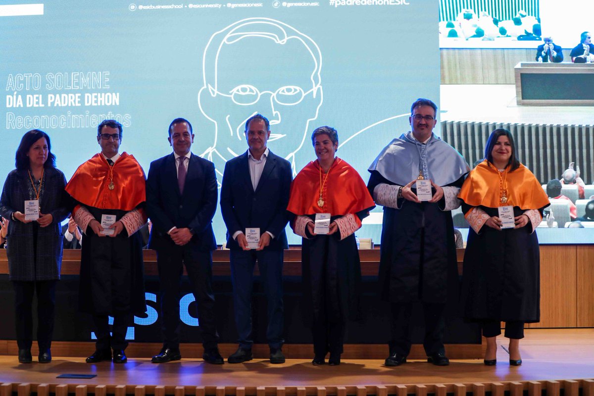 Fllano's tweet photo. Como cada 14 de marzo, celebramos el Día de nuestro patrono, el Padre Dehon, en un encuentro que comenzaba con un acto solemne en la iglesia de Santa María de Caná, seguida de un acto institucional y de la entrega de los reconocimientos académicos en nuestro campus Juan XXIII https://t.co/Ti8D6OTF3p