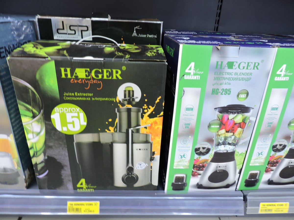 TGSOnlineZA's tweet photo. Sip on the goodness of freshly extracted juice with our juicers and blenders! 🍹🌿 #JuiceExtractor #Blender #HealthyLiving #GeneralStore #hopintoeasterwithtgs https://t.co/N2ztcnV0sb