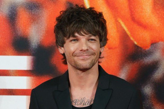 backtoloueh's tweet photo. reply with the hashtags and i’m gonna tell you what louis’ song you remind me of 😼

I'm voting #Louies for #BestFanArmy at the #iHeartAwards https://t.co/YLRZUTyV22