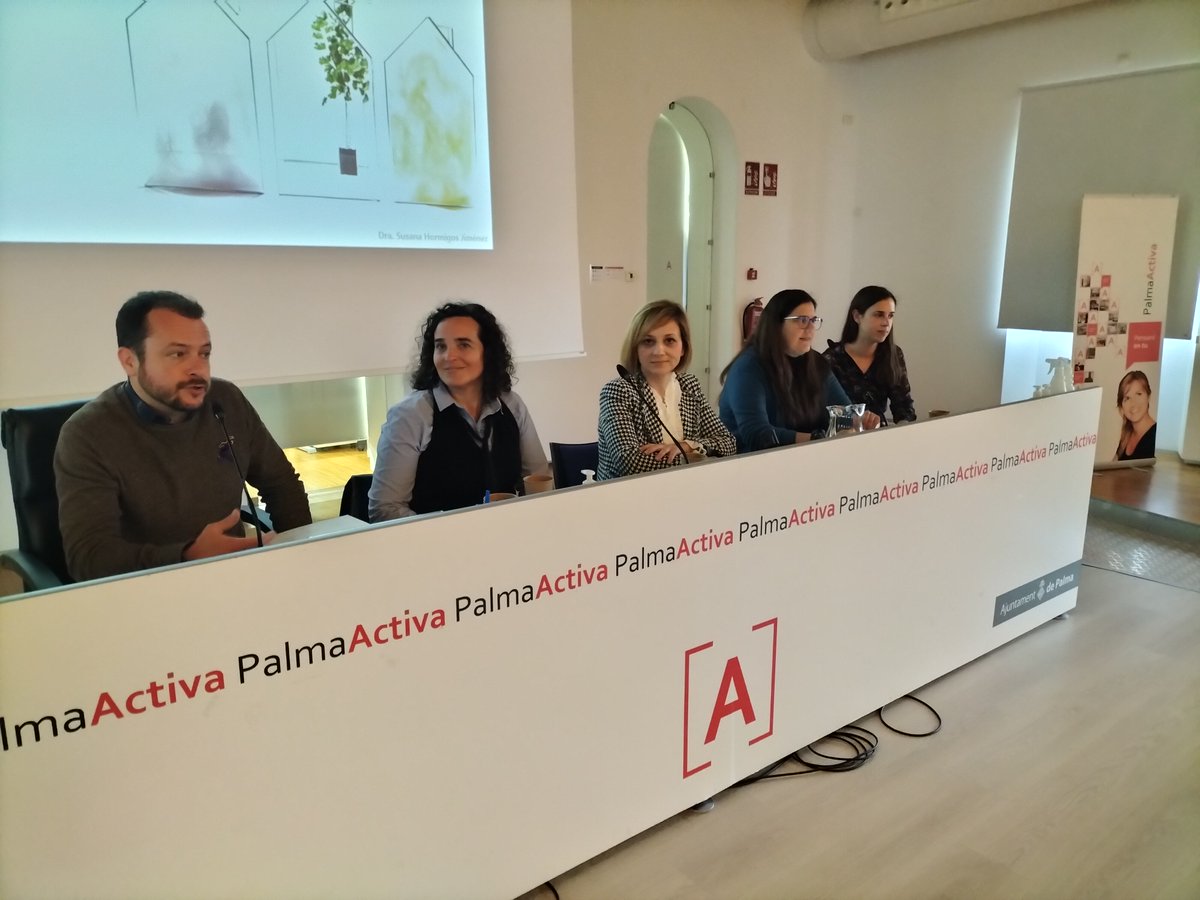 👩‍🔬 👩‍💻 👩‍🏫 Ahir horabaixa la nostra sala de conferències va acollir la segona activitat que hem organtizat amb motiu del 8M, la conferència "Dona i innovació".