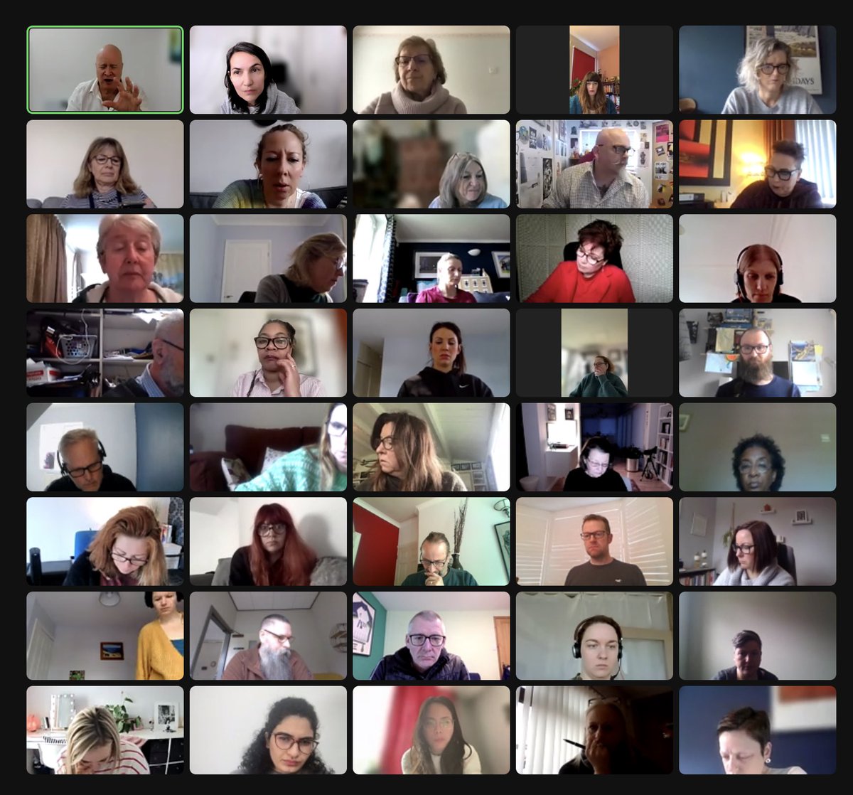 Great Day 2 on Solution Focused Brief Therapy training. Some of the best theoretical and practical questions I’ve heard in ages skillsdevelopment.co.uk/courses/soluti…