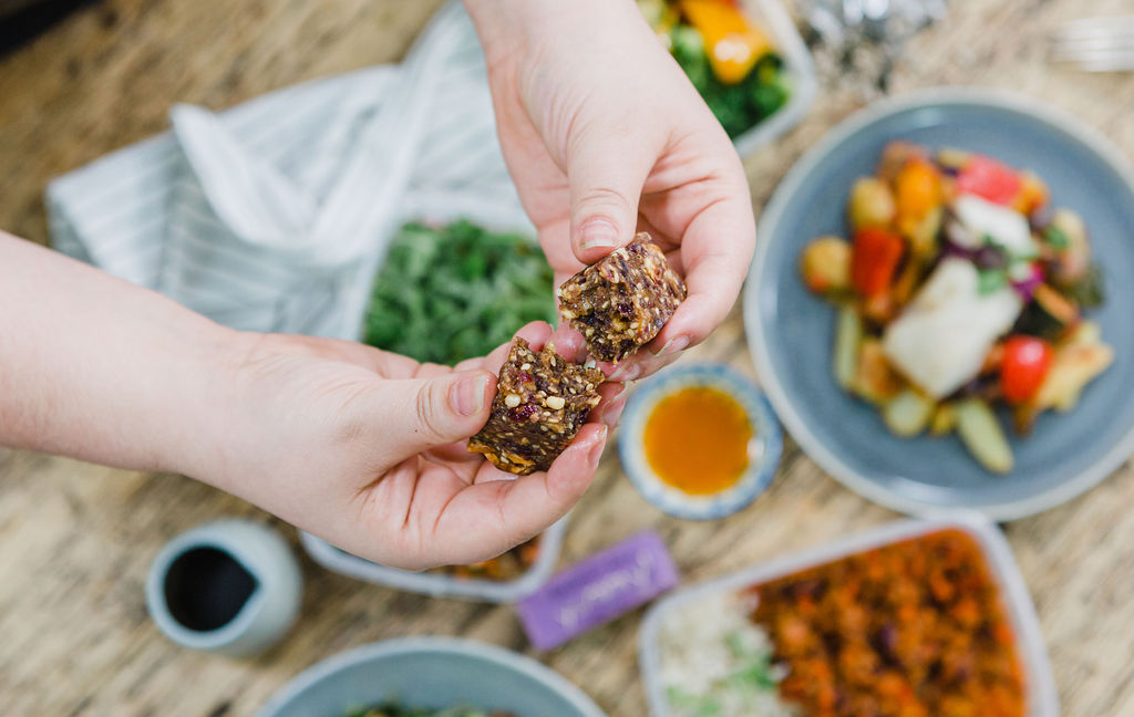 Balanceboxuk's tweet photo. Our Coco - Nut Bar is exactly what it says on the tin- BLISS!

Packed full of goodness, this snack is a customer favourite for all the right reasons.

Browse our menus now- link in bio

#balancebox #healthysnacks #weightlossrecipes #clienttransformation #healthyrecipes #vegan https://t.co/P1xCtVEmWe