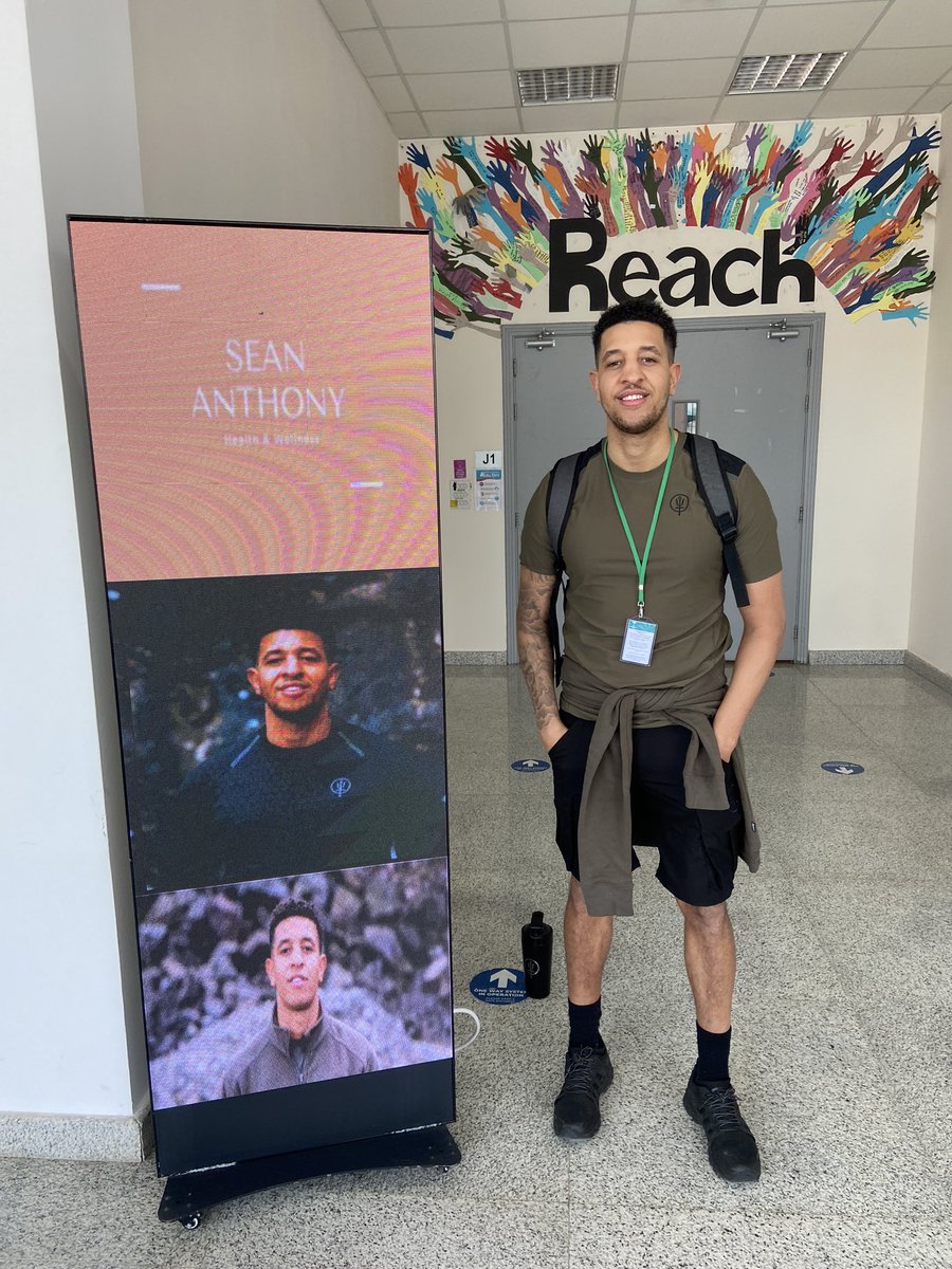 A few weeks ago we had the pleasure of welcoming <a href="/Sean_Sherwood/">Sean Anthony Sherwood</a> to our campus. 

We were blown away by his inspiring  story and his ability to connect with our students on the concepts of Leadership, Resilience and our REACH values. 

A rich and worthwhile visit! Thanks Sean