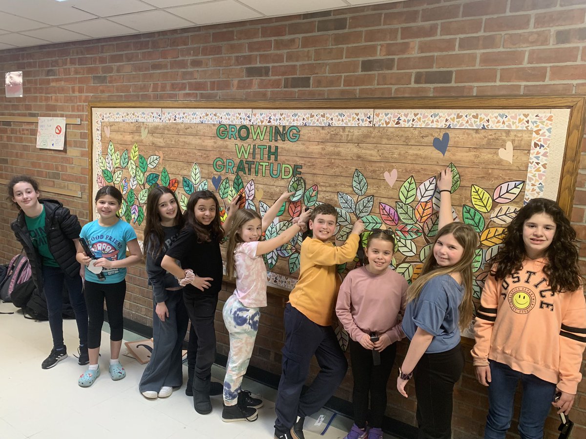 Theresa Rivera tweet media