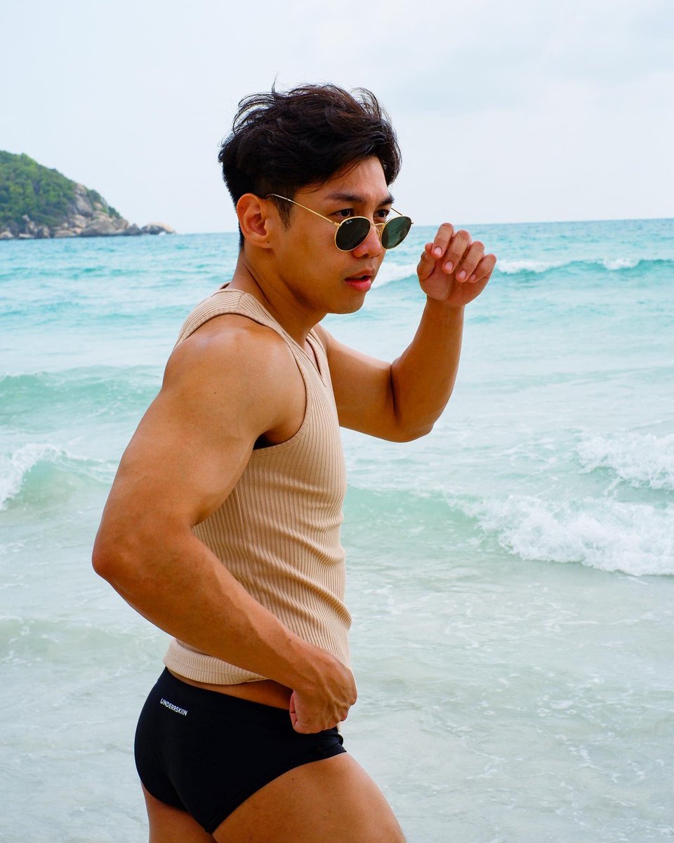 ตื่นมาก็อยากจะเปียกเลยน่ะ <a href="/underrskiin/">underrskiin</a>