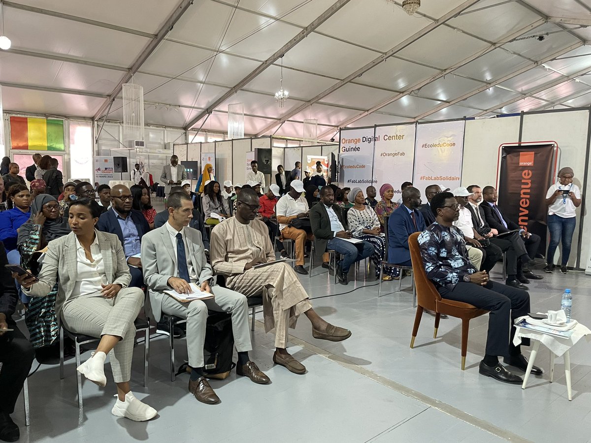 Kmed79's tweet photo. Lancement du #JobDating organisé par #OrangeDigitalCenter en collaboration avec ITC/Intégra en présence @baba2aoudy METFPE et de l’UE. + de 300 jeunes feront face à des entreprises pour tenter de décrocher un emploi suite aux formations suivies à l’#ODCGuinee https://t.co/YuO7Q1PTiT