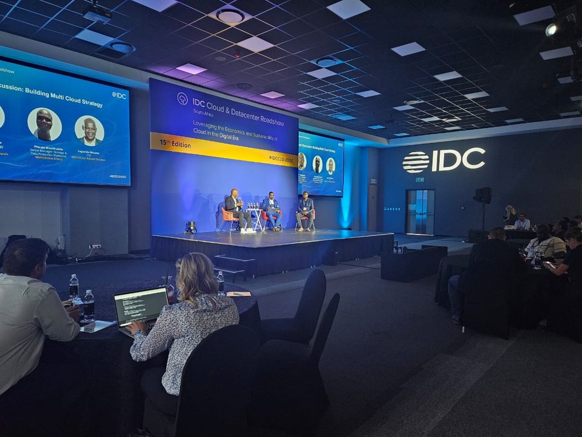 IDCMEA's tweet photo. #Cloudcentric operating models have grown to become integral components of modernizing IT environments across #SouthAfrica shares Jon Tullett, IDC's associate research director for IT services in Sub-Saharan Africa.
#IDCCLOUDC
https://t.co/p93wpdhGRK https://t.co/FKC0WErxLo