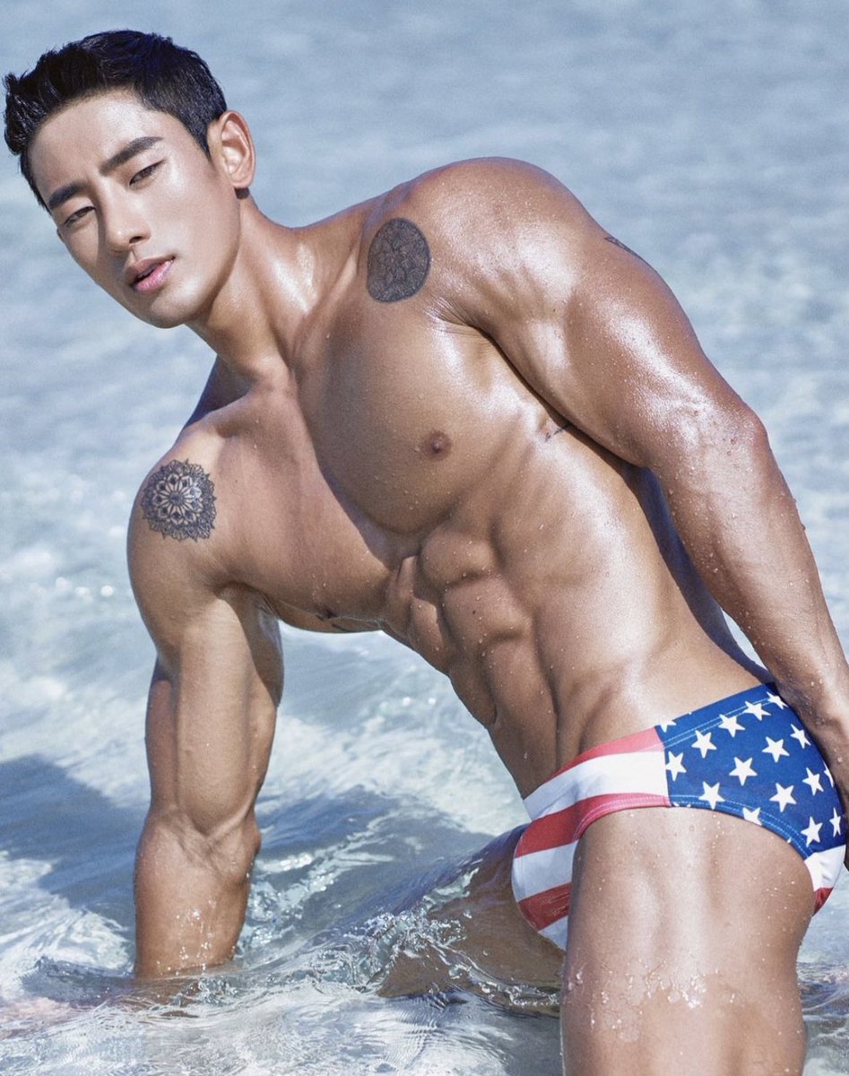 FrQUbrUWcAAIEJ5?format=jpg&name=medium