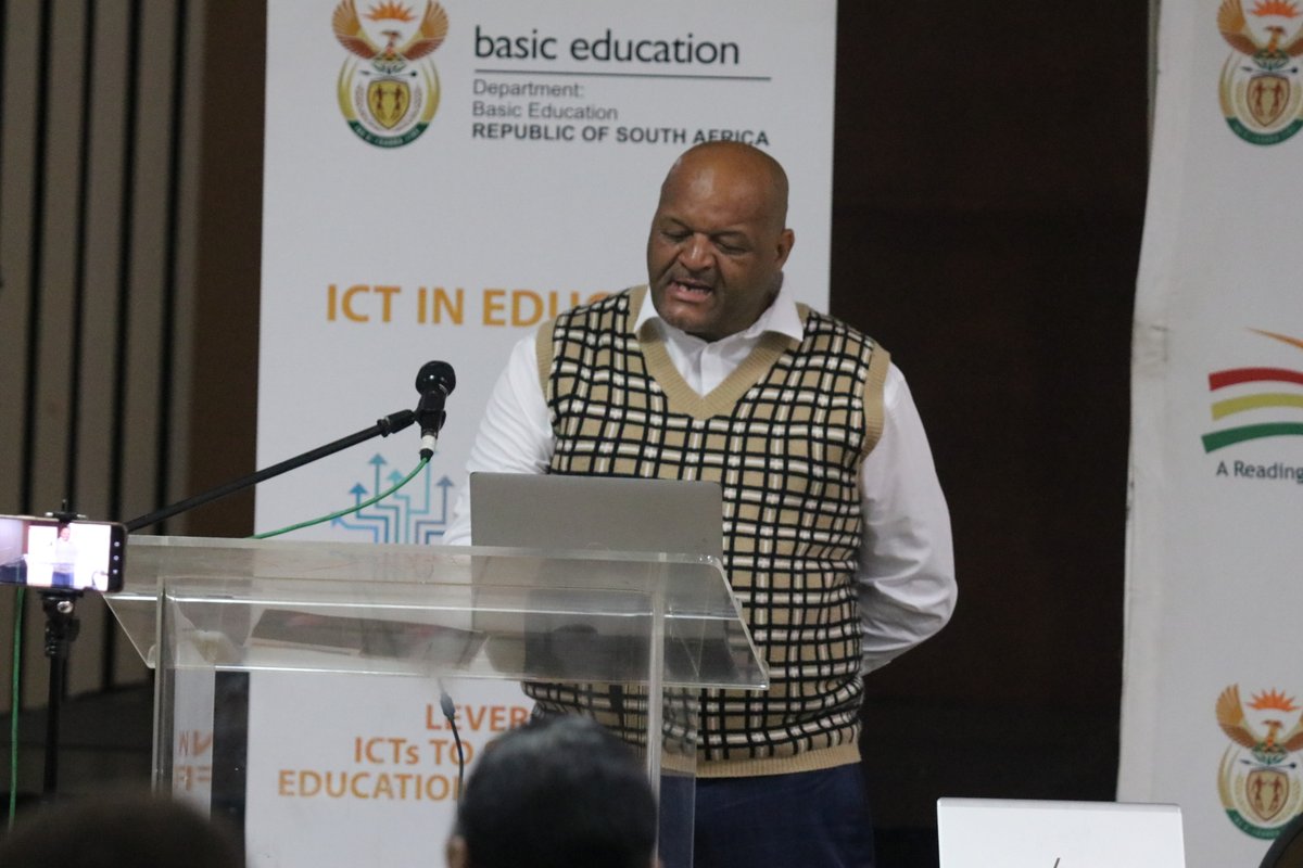 DBE_SA's tweet image. The piloting of the draft coding and robotics curriculum in Grades R-9 is still underway in 3 338 public schools spread across the nine provinces.
Each quarter provincial coordinators of the programme meet with the DBE to report on progress.
#CodingAndRobotics