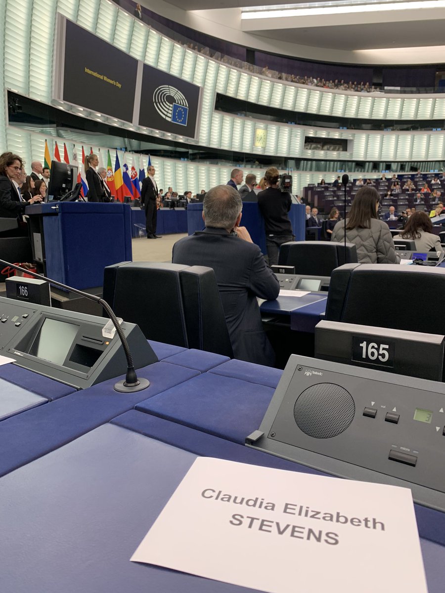 claudiastevens8's tweet photo. .@Europarl_EN for #IWD2023 where @AstroSamantha will speak on women in STEM. Having a moment! Remembering the IR-master-student-22-year-old-Claudia and how proud she’d be of me to be in this room today. https://t.co/usItqxWfGo