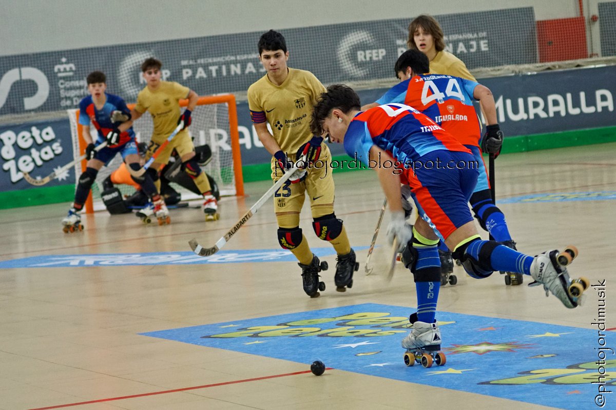 Photojordimusik's tweet photo. Fotos @FCBhoquei – @IgualadaHC 1/4 final Minicopa #minicopaok #copaok #copa #minicopa #juvenil #hoquei #hoqueipatins #hoqueibase #hockeybase #hockeypatines #hockey #copadelrei #copadelrey #FCBhoquei #Barça #igualada #resultatsIHC #somhigualada #igualadahc https://t.co/4gBWR9TrJH https://t.co/Ewdq8OZA9t